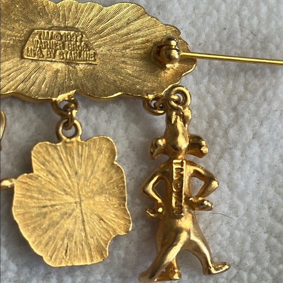 RARE Warner Brothers Sylvester & Tweety Bird “I Tawt I Taw A Puddy Tat!” Pin - Picture 4 of 4